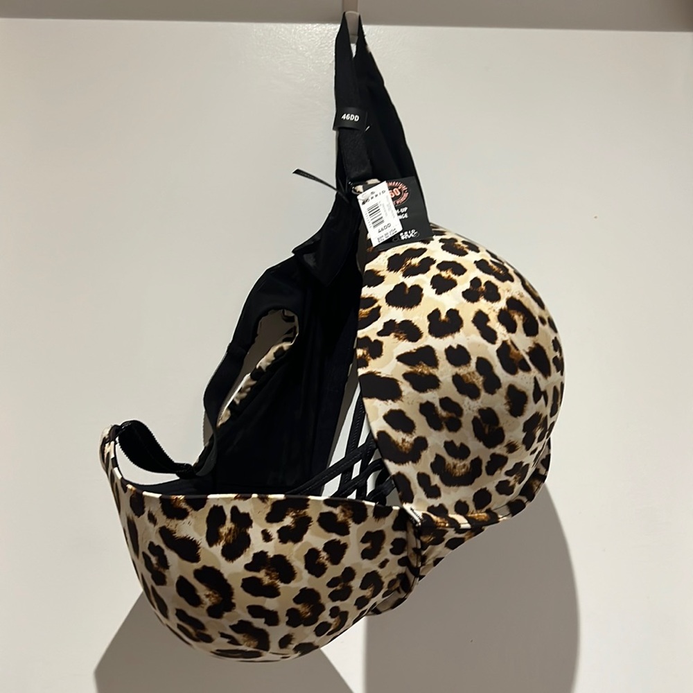 Torrid push up plunge cheetah print bra